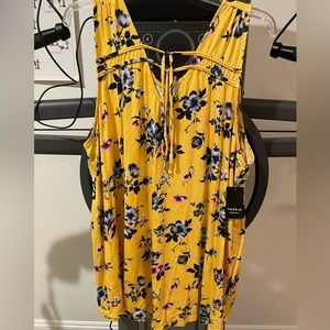 NWT Torrid 2x yellow floral tank top